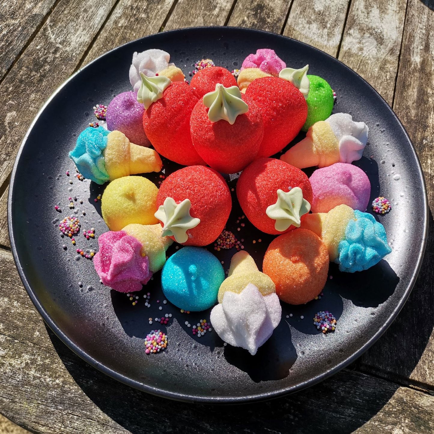 Strawberry Flavoured 3D Fruit Shape Marshmallow Gift Box, 180g